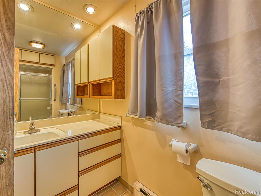3245 Brookview Court, Adrian, MI 49221 — Photo 22