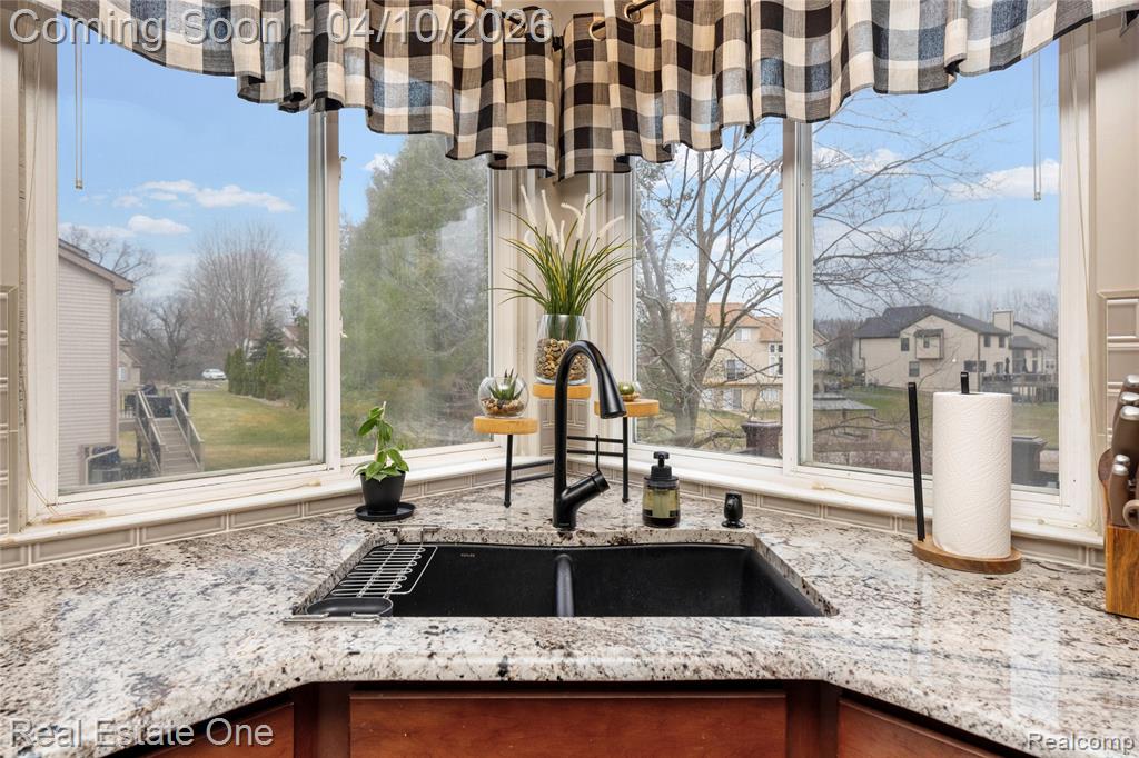 42756 Winding Pond Trail, Belleville, MI 48111 — Photo 23