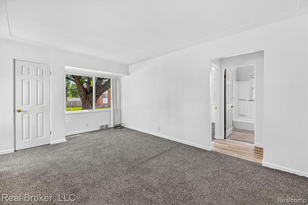 602 S Meade Street, Flint, MI 48503 — Photo 13