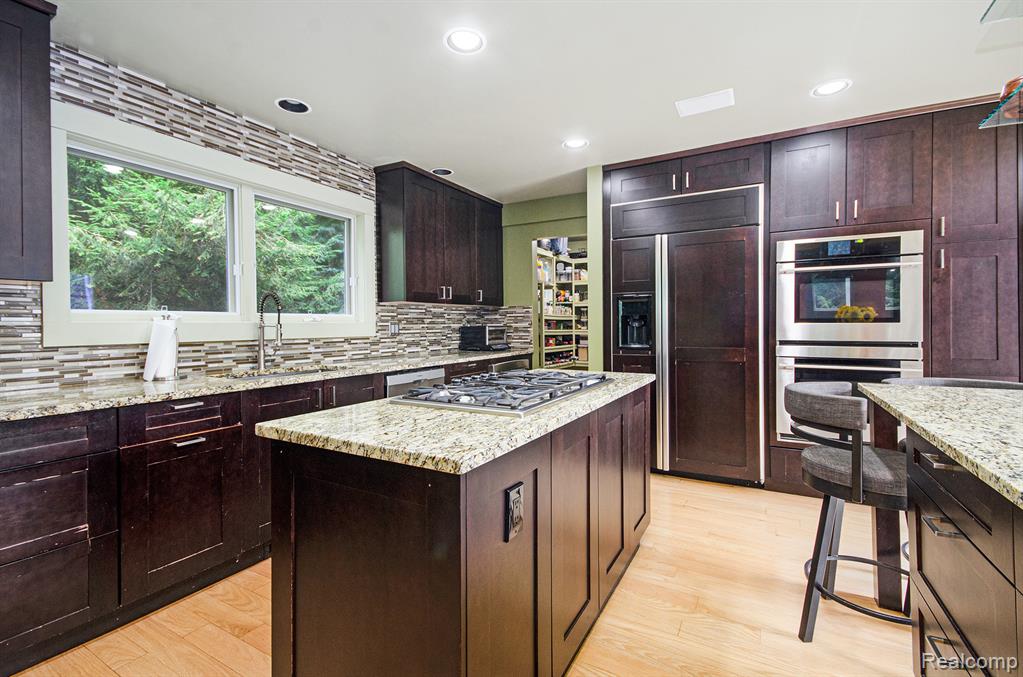 5751 Dora Lane, Clarkston, MI 48348 — Photo 17