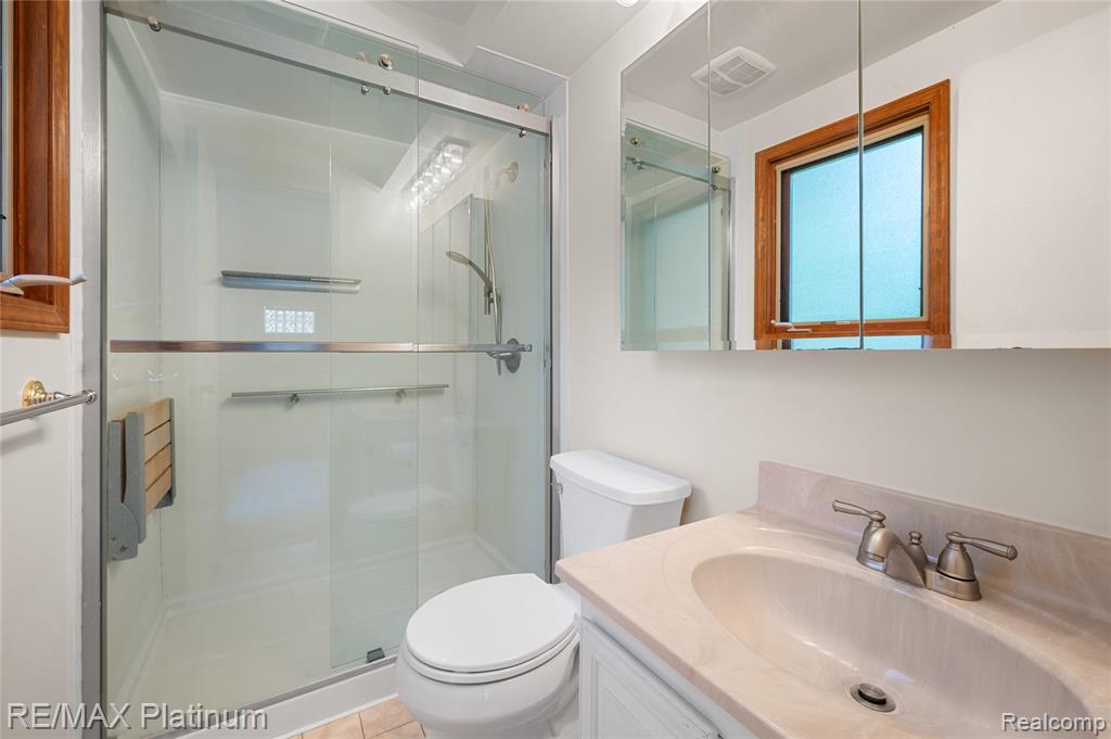 3750 Burwood Lane, Highland, MI — Photo 12
