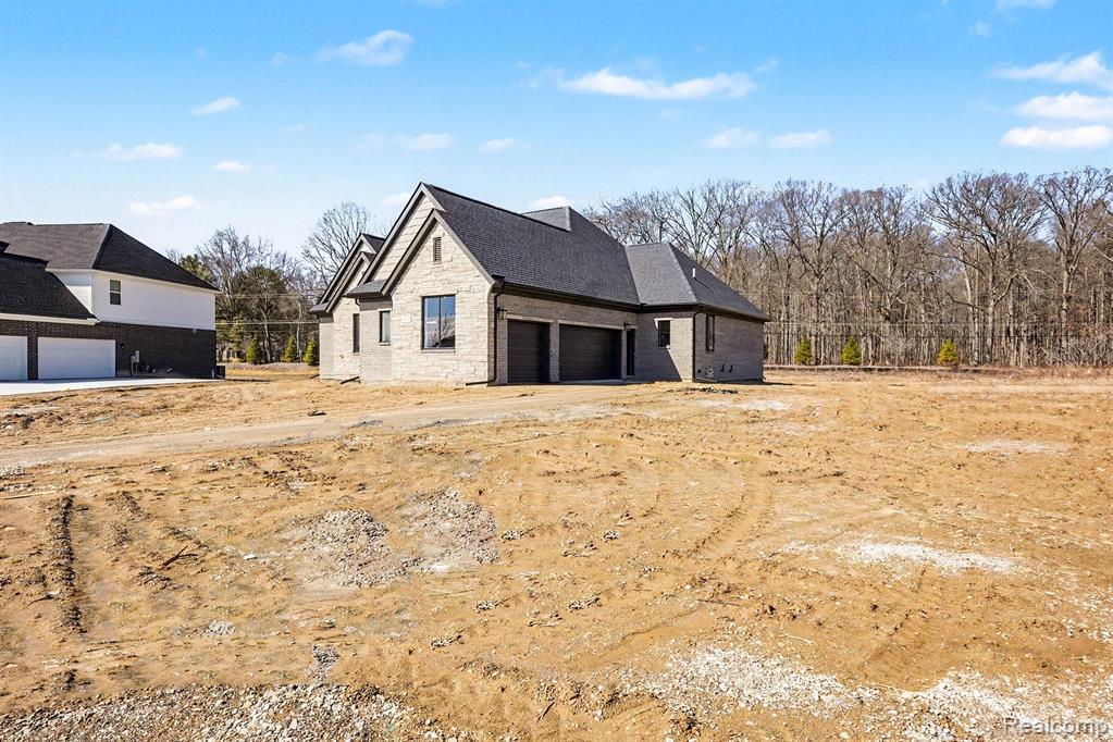 56211 Stone Falcon Drive, Shelby Twp, MI 48315 — Photo 4