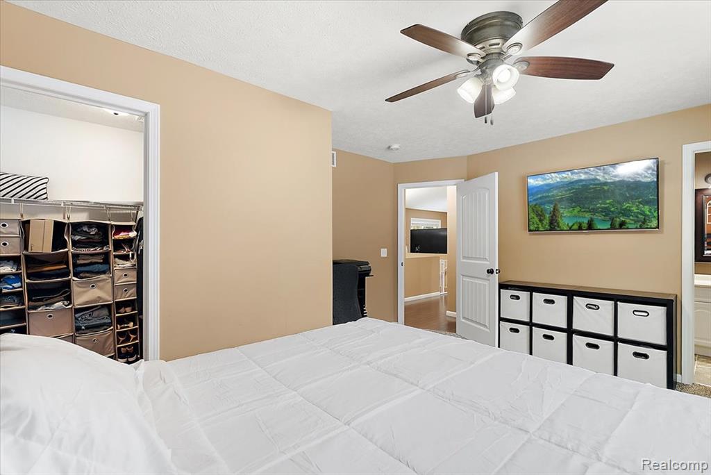 3249 Centennial Oak Drive, Hamilton, MI 49419 — Photo 12