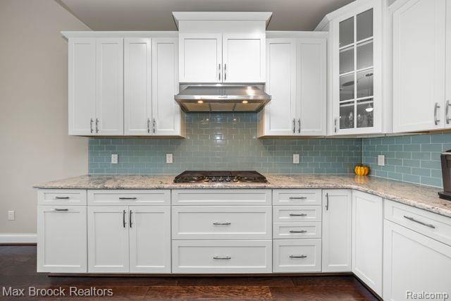 42897 CARDINAL Way, Novi, MI — Photo 14