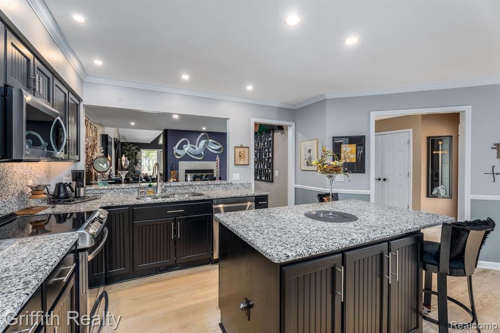 4524 GLEN EAGLES Drive, Brighton, MI 48116 — Photo 12