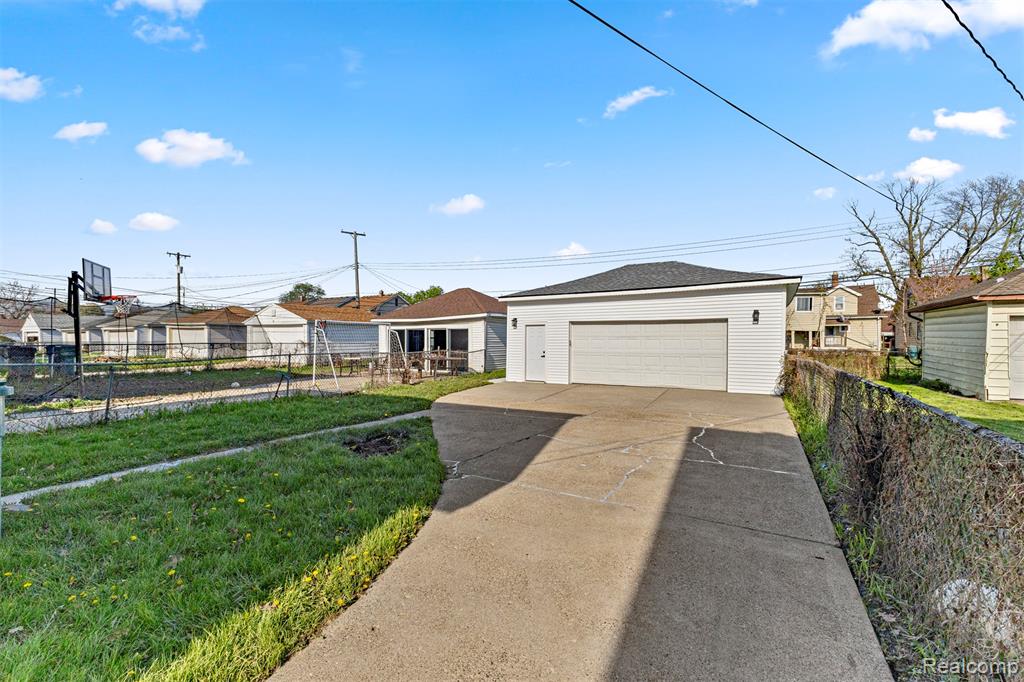 6842 Jonathon Street, Dearborn, MI 48126 — Photo 45