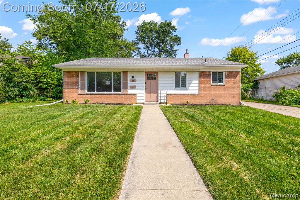 8385 Hillcrest Boulevard, Westland, MI — front exterior