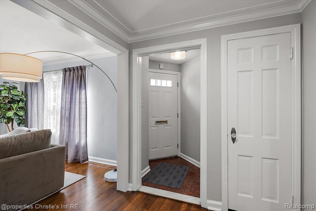 45 Cranford Lane, Grosse Pointe, MI 48230 — Photo 7