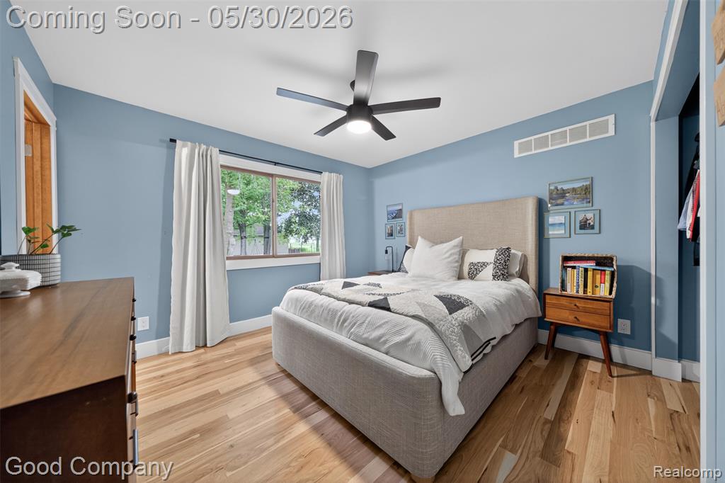 933 Gallaland Avenue, Rochester Hills, MI 48307 — Photo 15