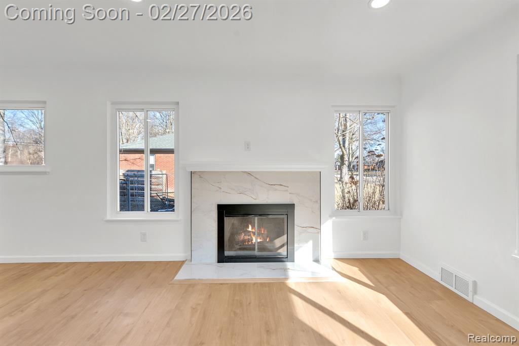 29760 Hoy Street, Livonia, MI, 48154