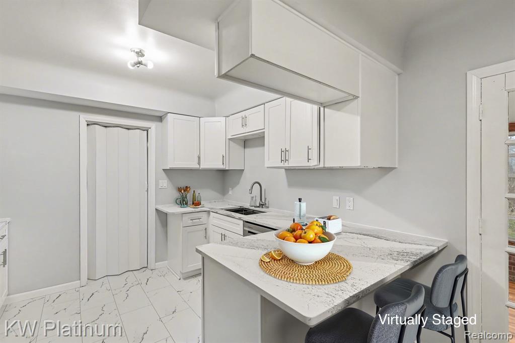 8320 Russell Street, Utica, MI 48317 — Photo 15