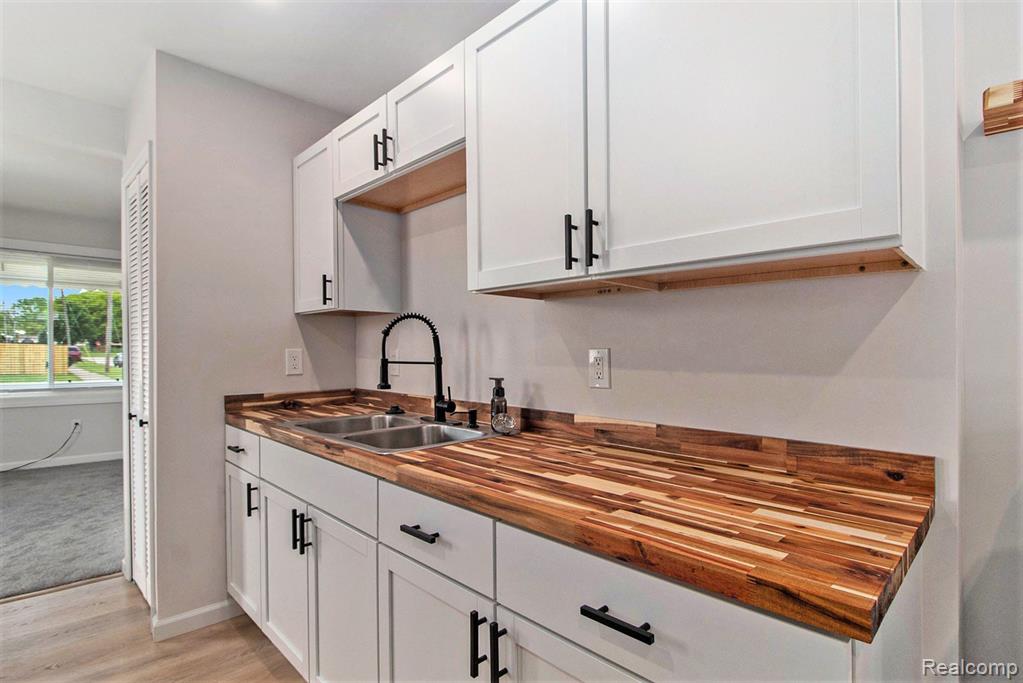 6041 HAROLD Street, Taylor, MI 48180 — Photo 10