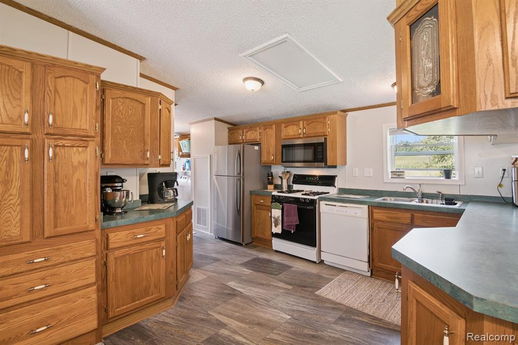 9550 Kinch Road, Jackson, MI 49201 — Photo 10
