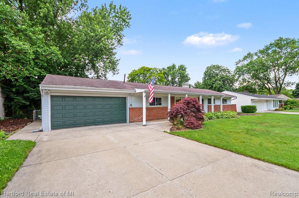 41131 S McMahon Circle, Novi, MI — Photo 29