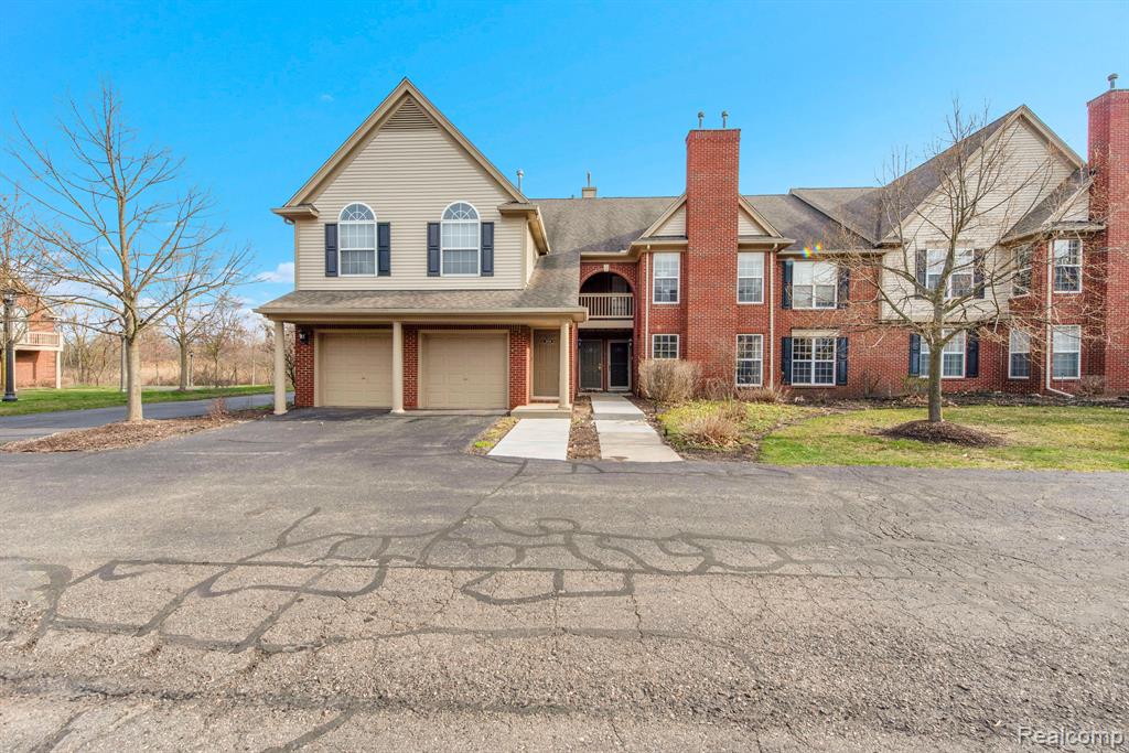 28243 CARLTON WAY Drive, 37, Novi, MI 48377 — Photo 2