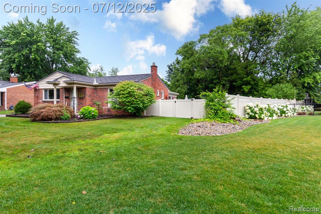 41864 Brentwood Drive, Plymouth, MI 48170 — Photo 2