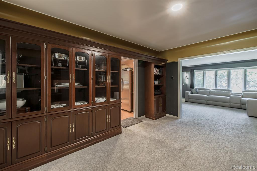 73 Nevada Avenue, Rochester Hills, MI 48309 — Photo 15