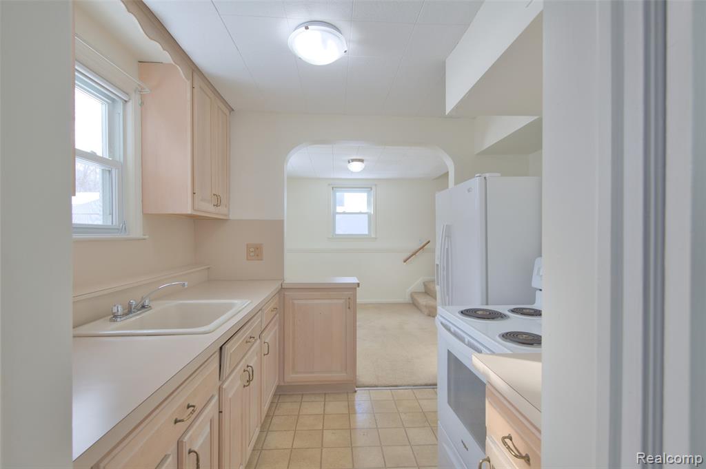 9249 Whitall Lane, Grosse Ile, MI 48138 — Photo 6