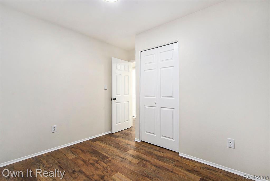 5680 N GLOBE Street, Westland, MI — Photo 29