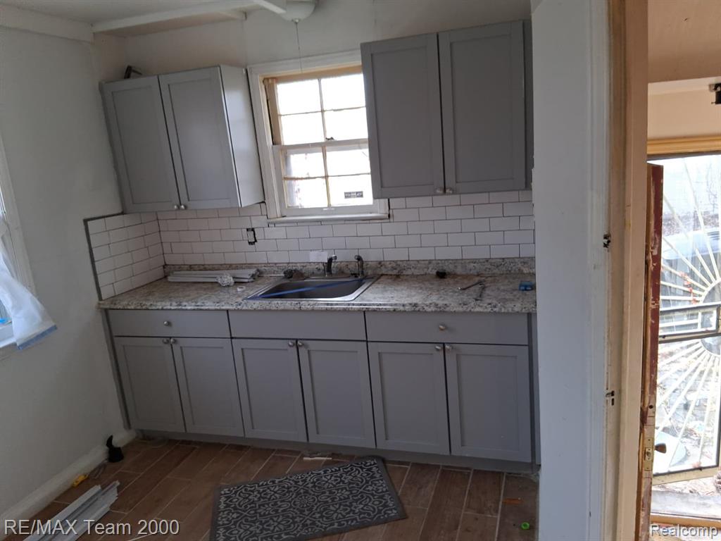 19211 Pierson Street, Detroit, MI 48219 — Photo 22
