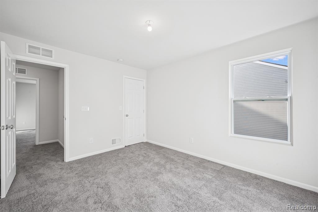 719 Knollwood Bend, Chelsea, MI 48118 — Photo 24