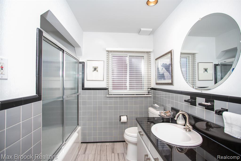 10445 Lincoln Drive, Huntington Woods, MI — Photo 25