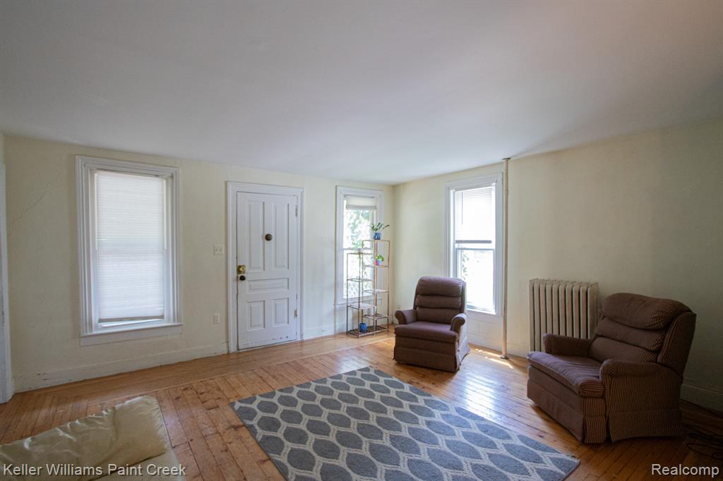 235 E Saint Clair Street, Almont, MI 48003 — Photo 6