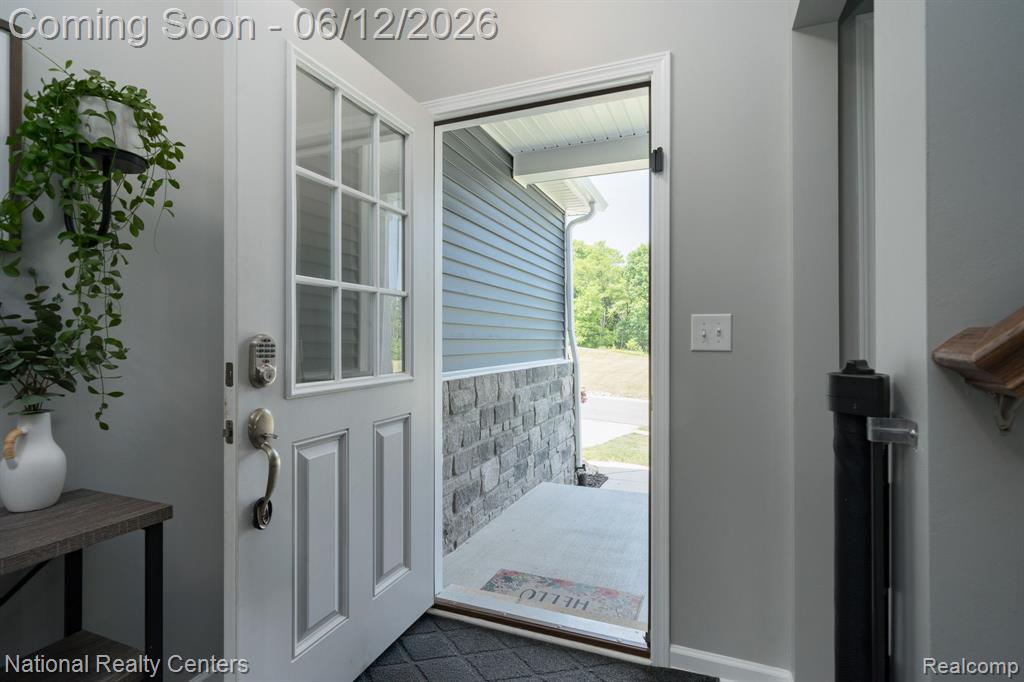 2886 Bogues View Drive, Howell, MI 48843 — Photo 6