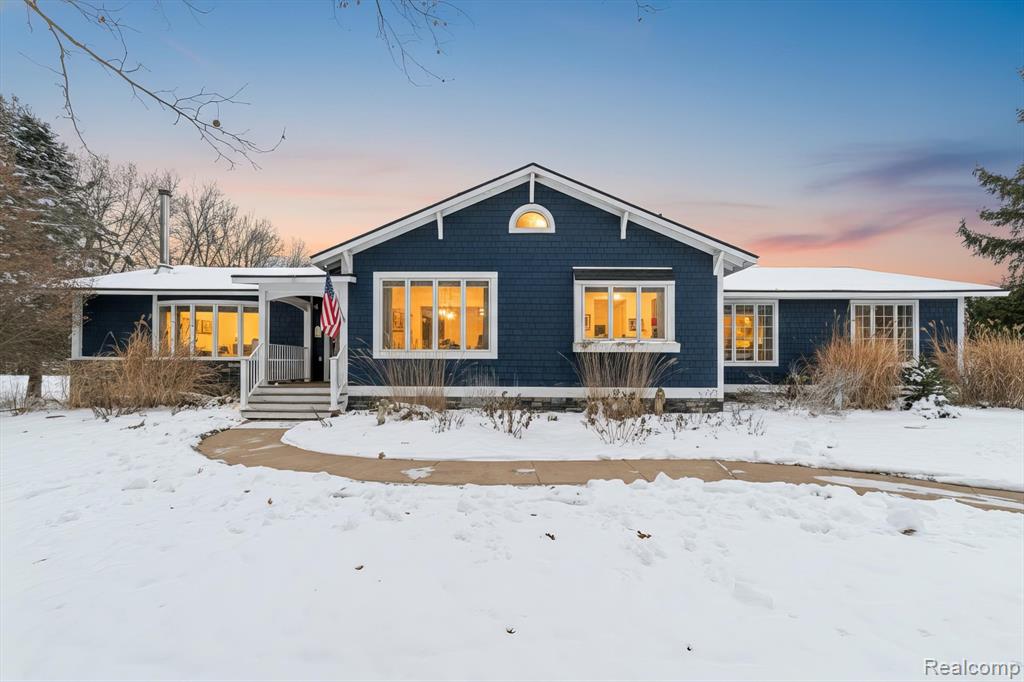 187 Darwin Road, Pinckney, MI 48169 — Photo 2