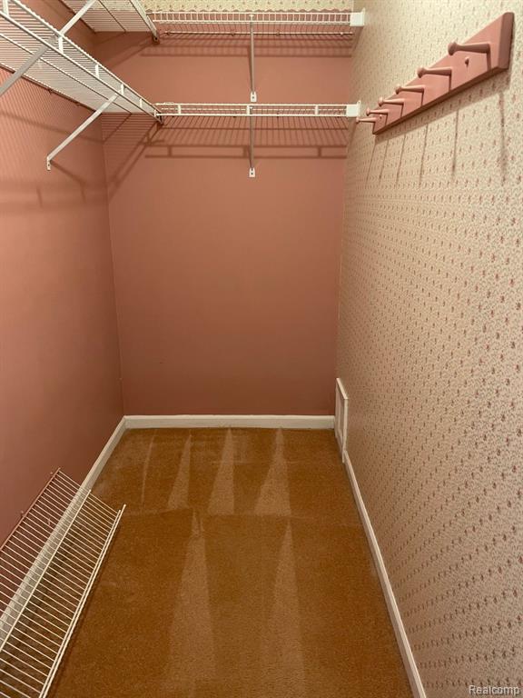 902 RIDGE Court, 122, Brighton, MI 48116 — Photo 15