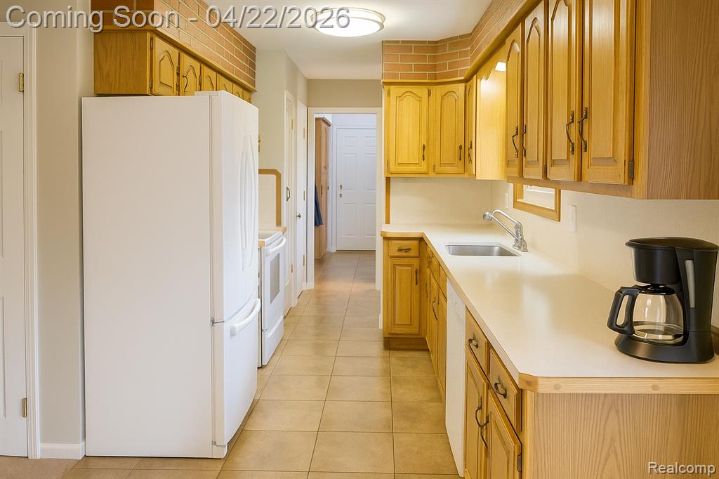 3161 Eastgate Street, Burton, MI 48519 — Photo 8