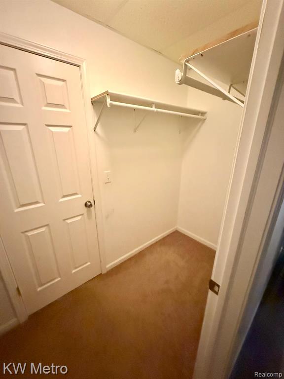 655 Sherry Drive, Lake Orion, MI 48362 — Photo 31