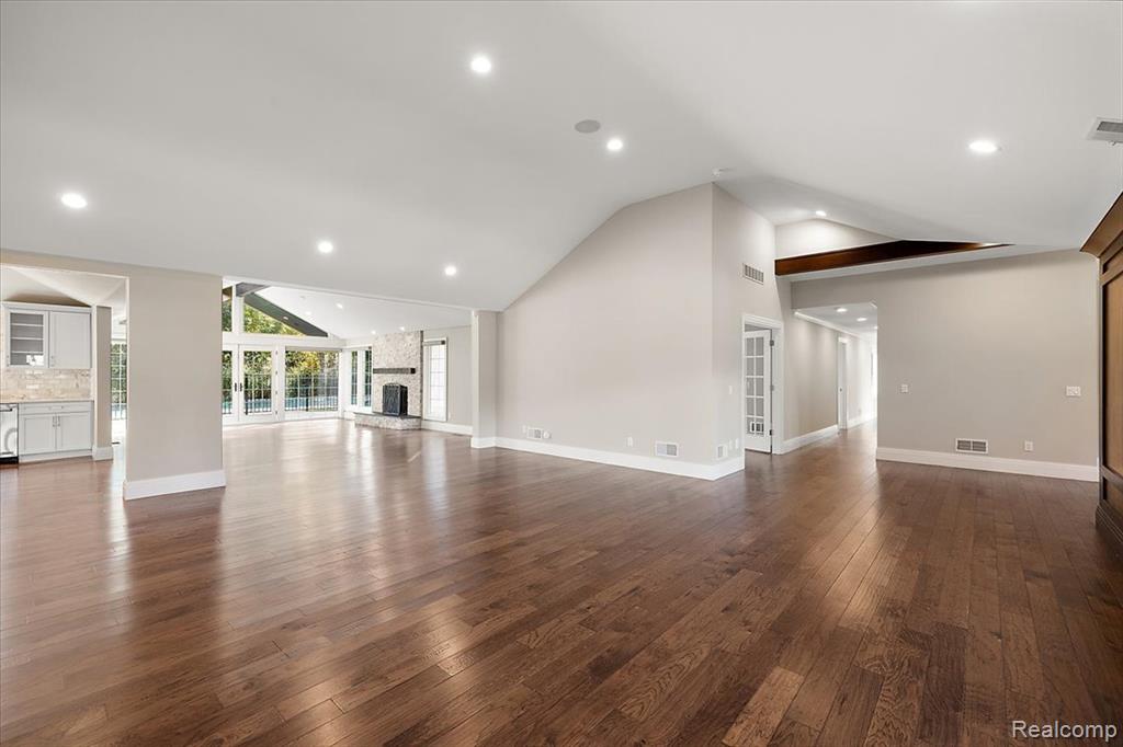5741 Snowshoe Circle, Bloomfield Hills, MI 48301 — Photo 11