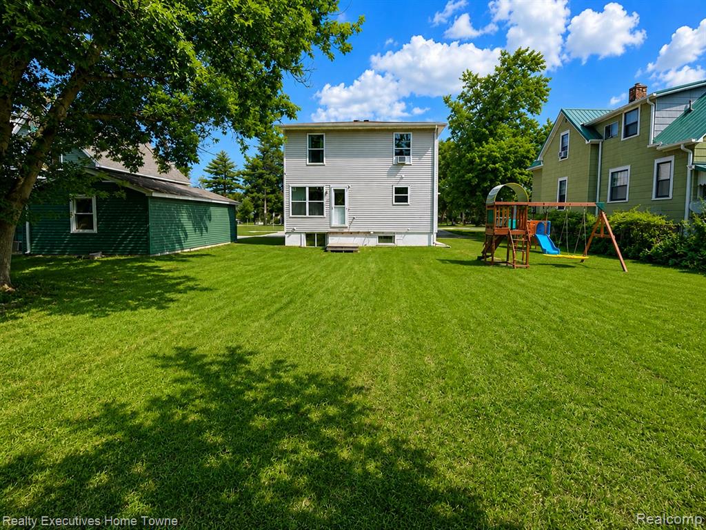 2914 South Boulevard, Port Huron, MI 48060 — Photo 4