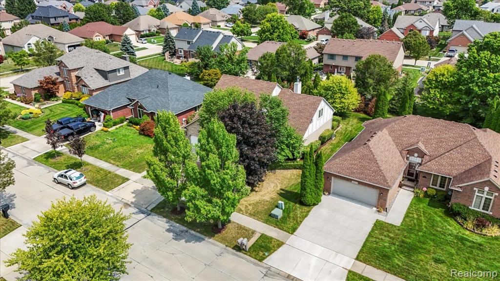 49366 Briar Pointe Dr. Drive, Macomb, MI 48044 — Photo 60