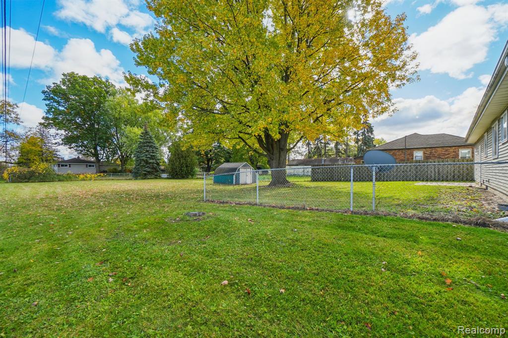 4994 N Michigan Avenue, Saginaw, MI 48604 — Photo 26