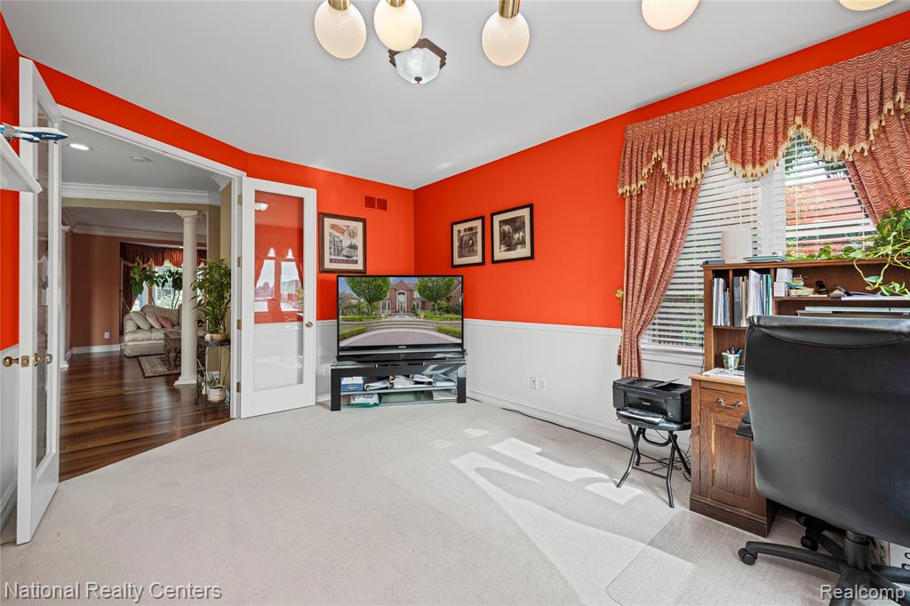 51577 Merry Lane, Utica, MI 48316 — Photo 33