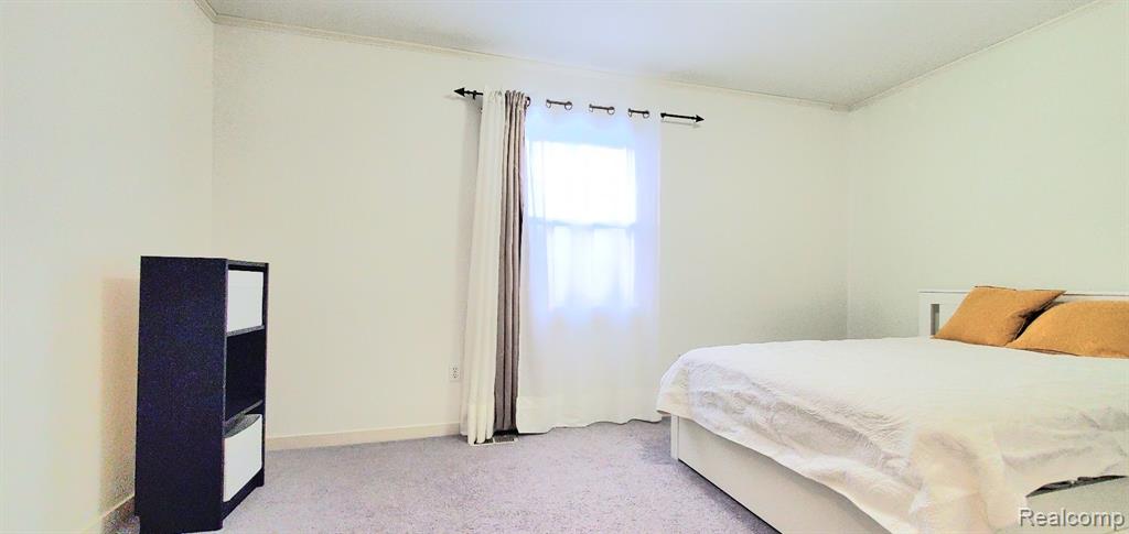 506 DECKER Road, Walled Lake, MI 48390 — Photo 34