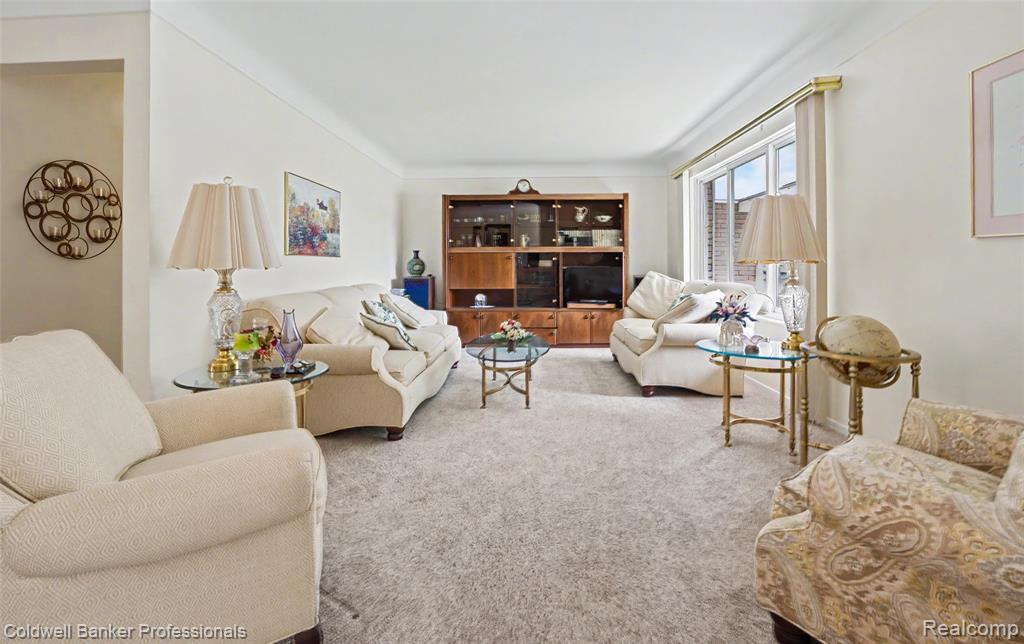 23305 N Rosedale Court, Saint Clair Shores, MI 48080 — Photo 8