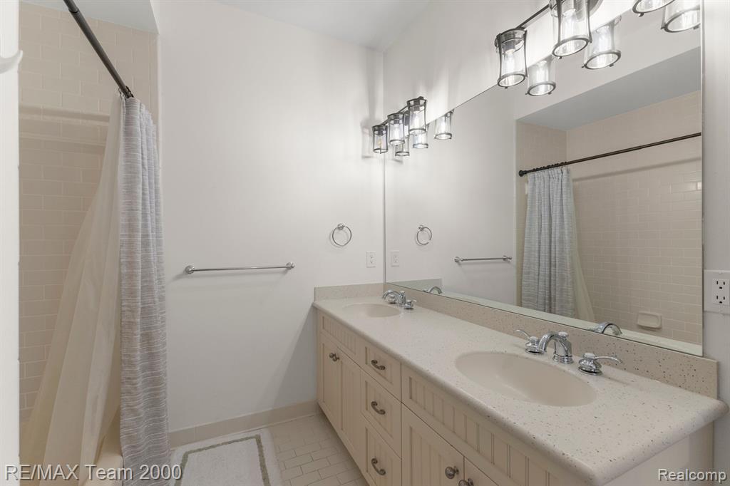 44348 CYPRESS POINT Drive, Northville, MI 48168 — Photo 45