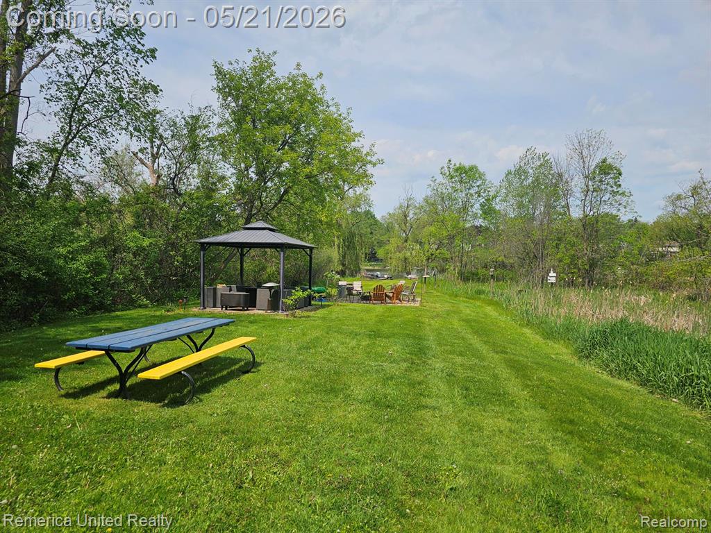 9270 River Valley Road, Brighton, MI 48116 — Photo 6