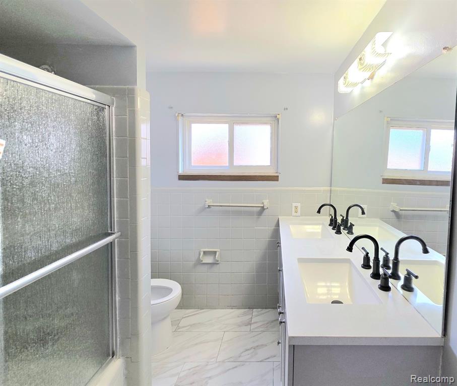 8340 ANNA Avenue, Warren, MI 48093 — Photo 10