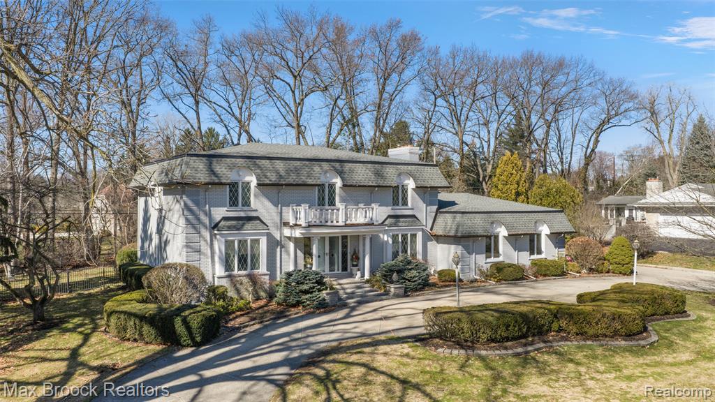 1319 Charrington Road, Bloomfield Hills, MI 48301 — Photo 36
