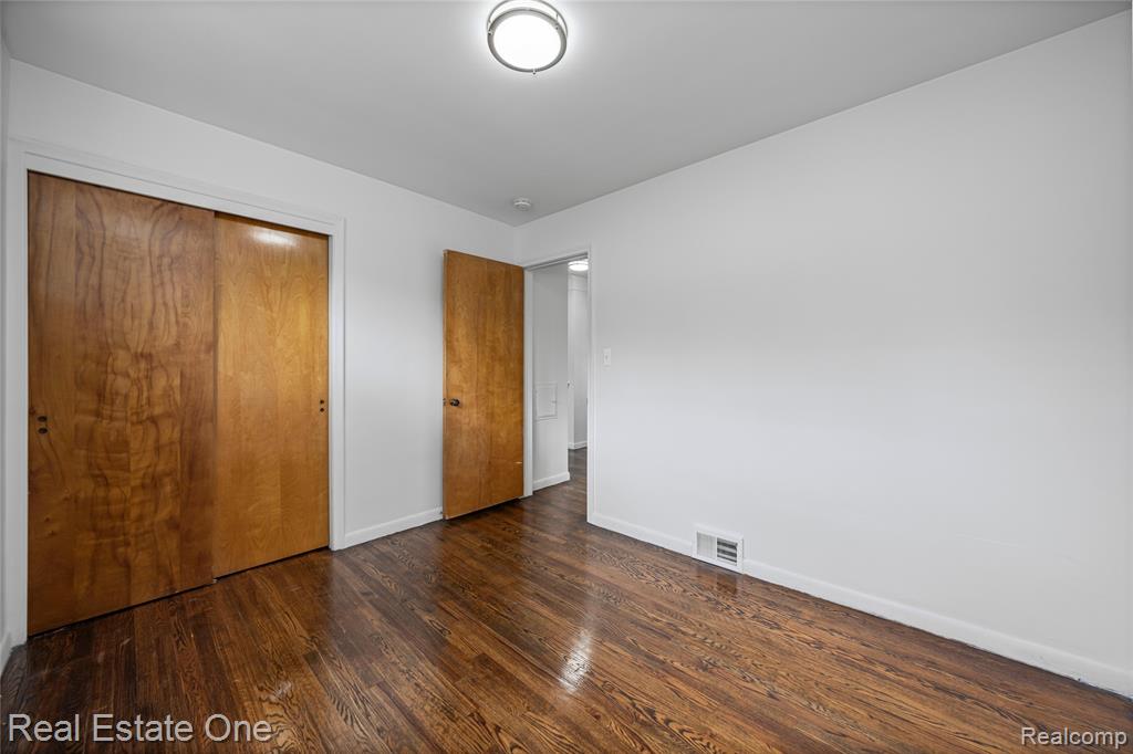 8177 Gary Avenue, Westland, MI — Photo 27