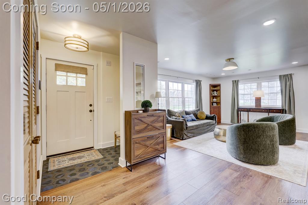 31729 Mayfair Lane, Beverly Hills, MI 48025 — Photo 10