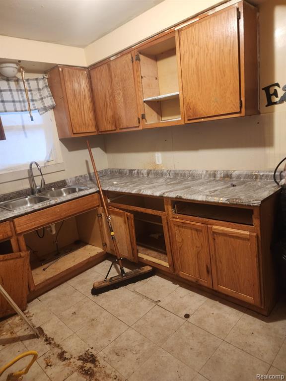 19150 Patton Street, Detroit, MI 48219 — Photo 2