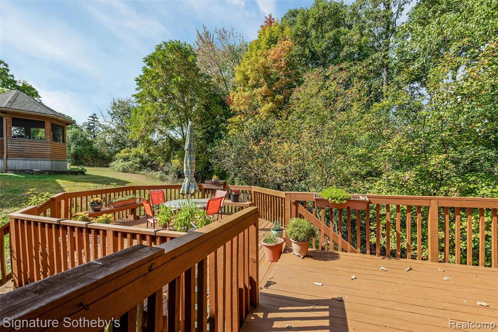 5160 Greenbriar Drive, West Bloomfield, MI 48323 — Photo 29