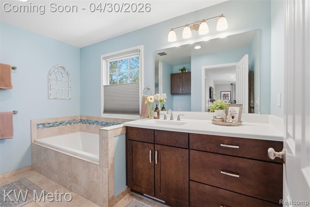 34180 Schulte Drive, Farmington, MI 48335 — Photo 21