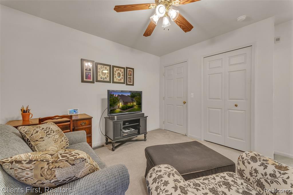 530 CONCORD Drive, Canton, MI 48188 — Photo 23
