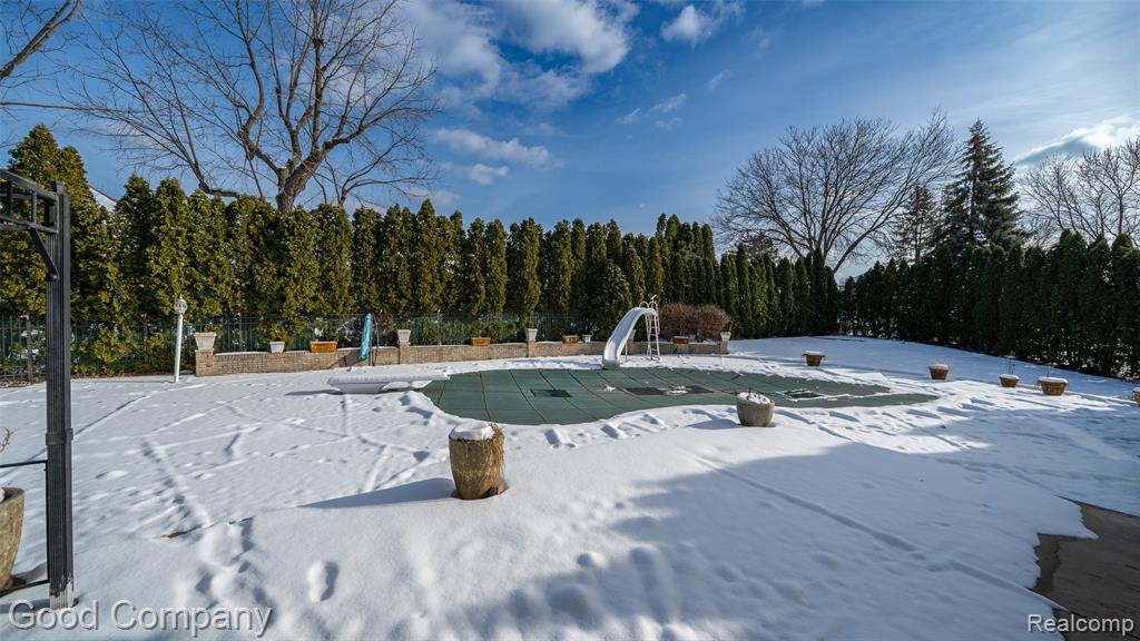 41714 Dukesbury Court, Novi, MI — Photo 35